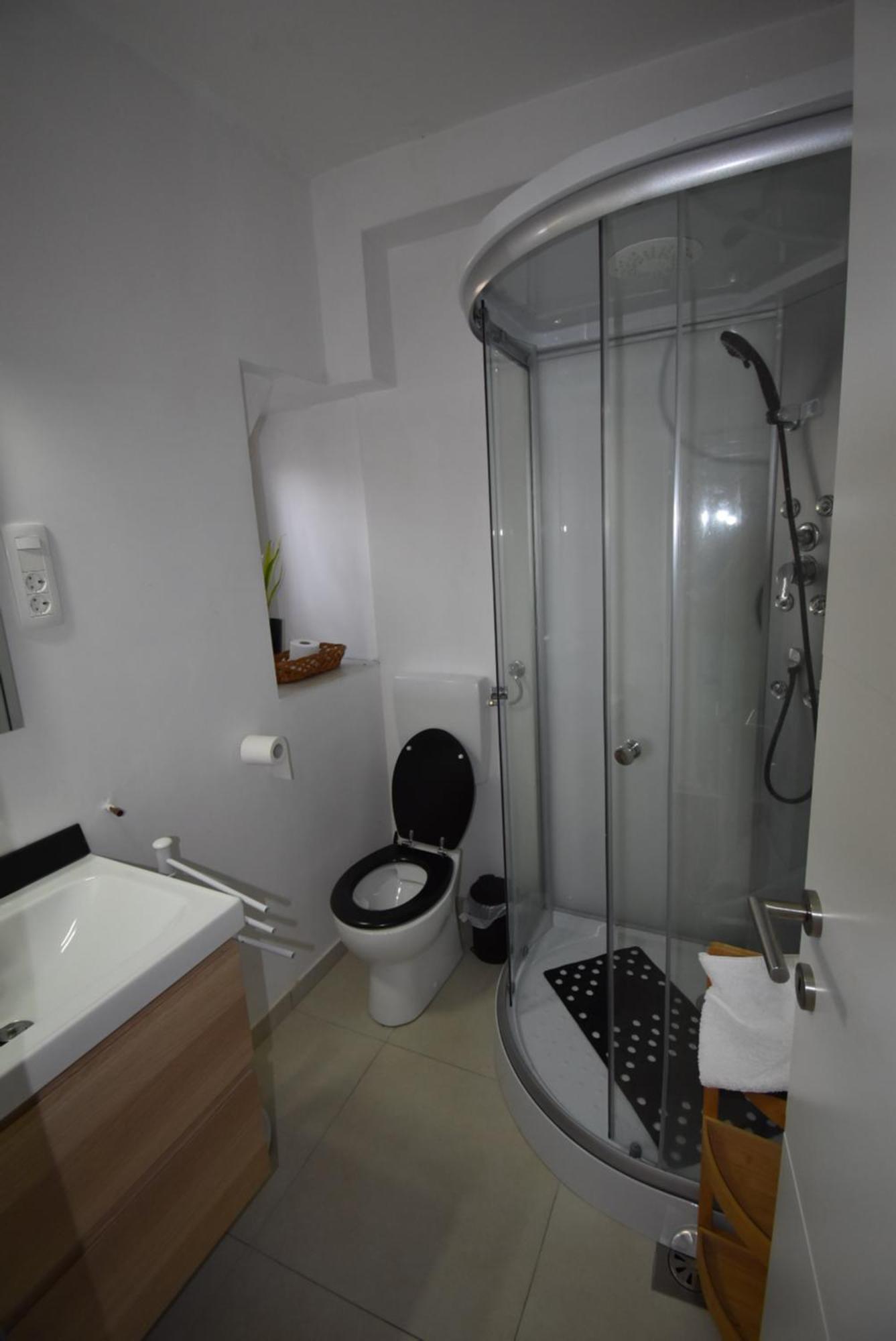 Apartments Free Alps, Massage & Wine بوويتش المظهر الخارجي الصورة